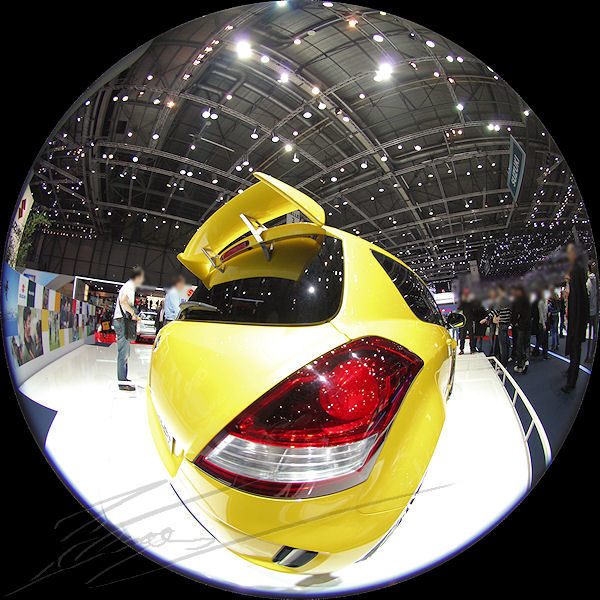 Salon de l'auto genève palexpo 2011 voiture marque Suzuki