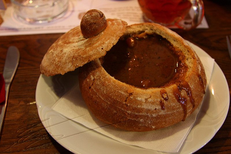 reportage 2014 république tchèque tchéquie czech prague praha cz ville restaurant monastère de Strahov Klášterní pivovar bière pivo beer goulash pain soupe bread