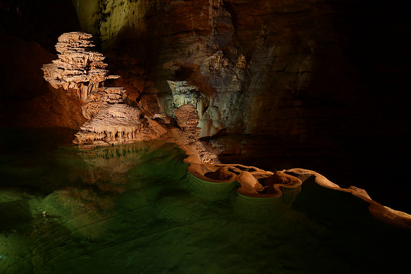 reportage 2015 france corrèze lot dordogne causse quercy périgord gouffre de padirac hole underground souterrain géologie lac lake des grands gours big calcaire eau water bleu green vert bleu couleurs color lumière light supérieur pile d'assiettes salle du grand dôme