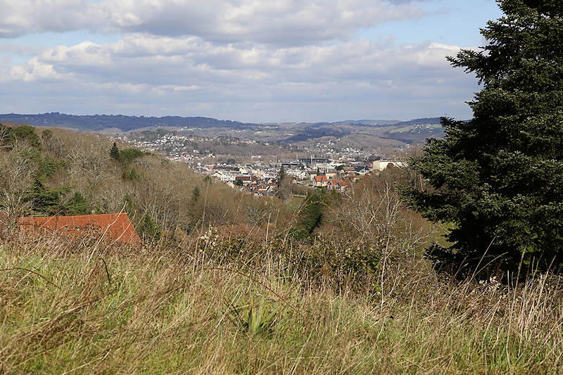 reportage 2016 france brive brive-la-gaillarde randonnée soleil sun nature walk hikking forêt forest printemps spring paysage landscape colline hill